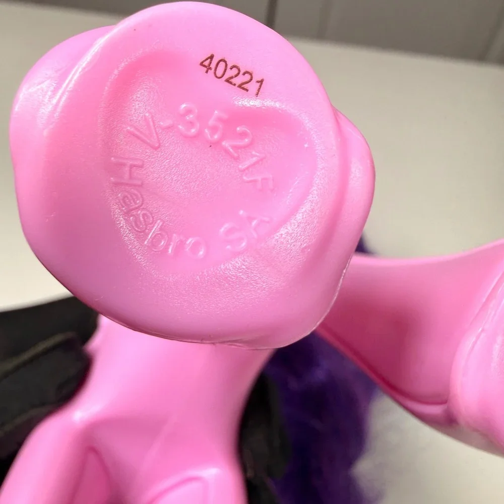 Hasbro My Little Pony Princess Pipp Petals G5 Pink Pegasus Figure 8 Inch